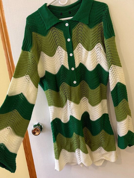 Vintage Dresses & Skirts - Green Chevron Knit Collared Sweater Dress Sz L